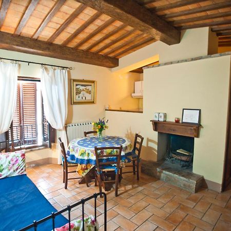 Casa Castellina Pensionat Foligno Værelse billede
