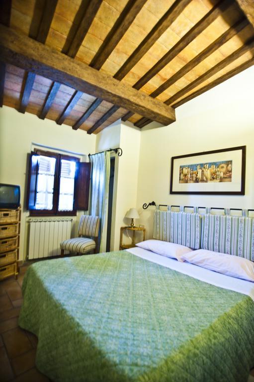 Casa Castellina Pensionat Foligno Værelse billede